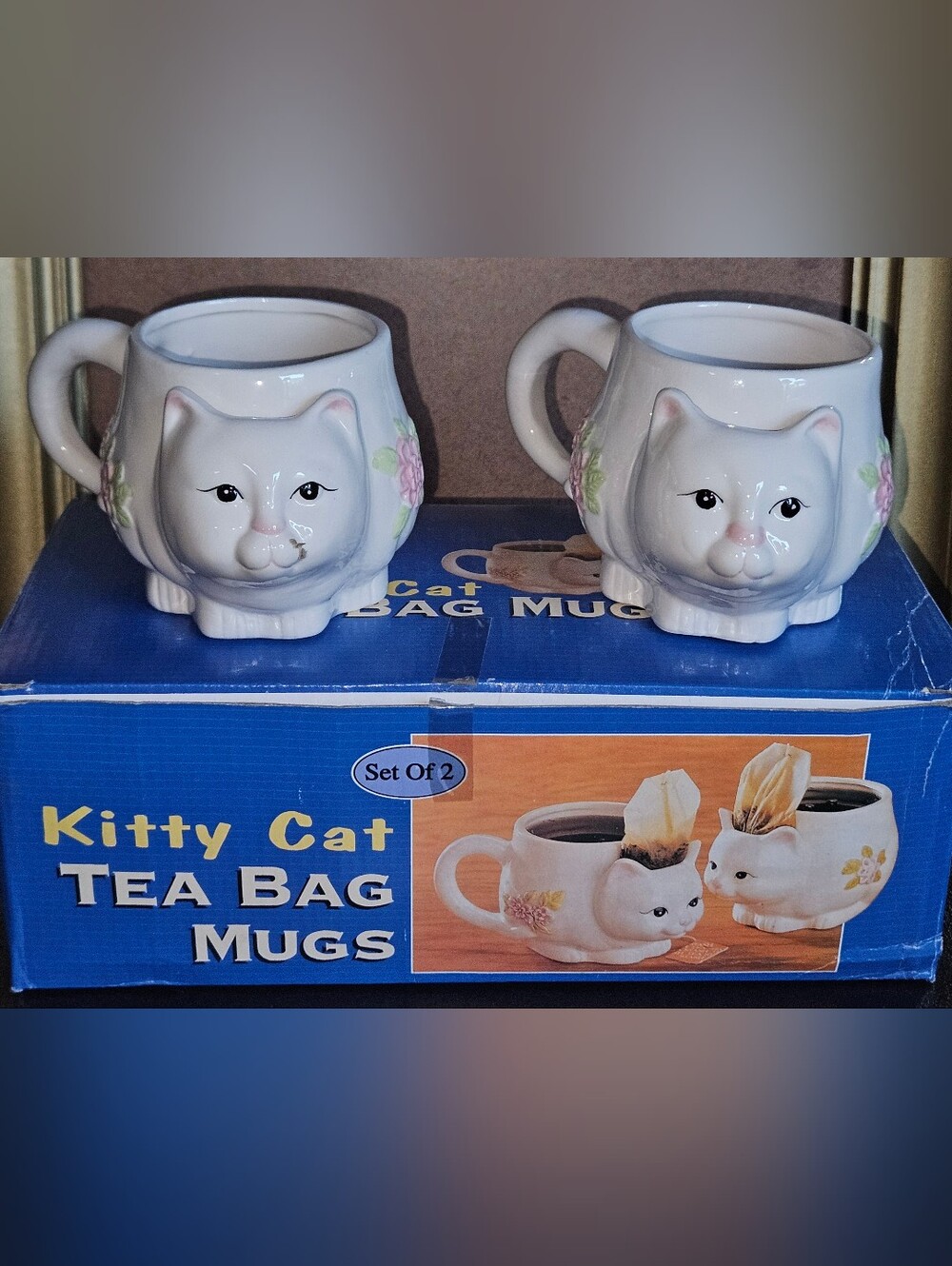 Vintage White Ceramic Kitty Cat Tea Bag Mugs w Built-in Pocket For Teabag